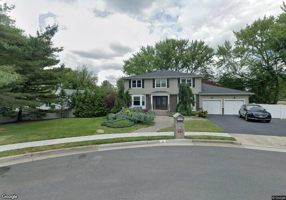 5 Hoover Ct, Marlboro, NJ 07746 - photo 1