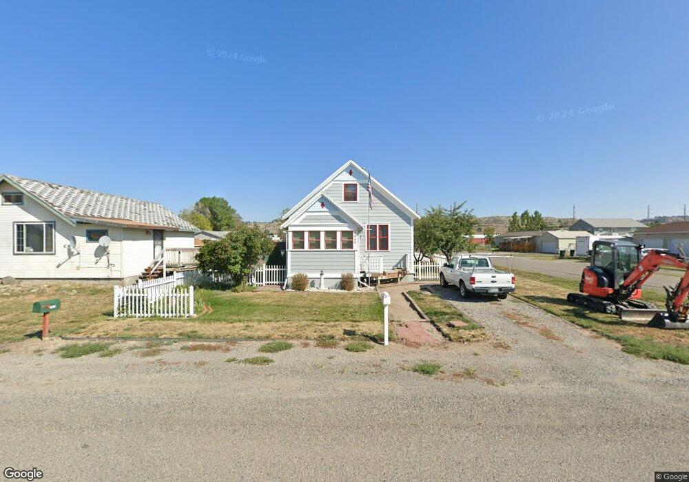 1046 E 2nd Ave N, Columbus, MT 59019 - photo 1