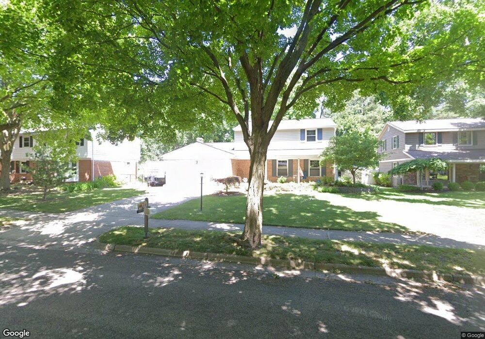 2101 Highbluff Dr NE, Grand Rapids, MI 49505 - photo 1