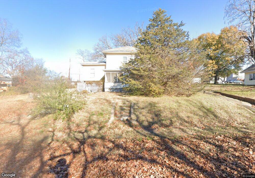 415 E 13th St, Okmulgee, OK 74447 - photo 1