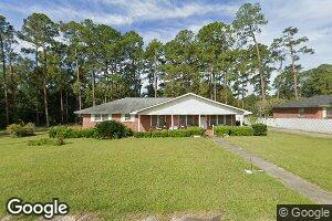 202 S Main St, Nicholls, GA 31554