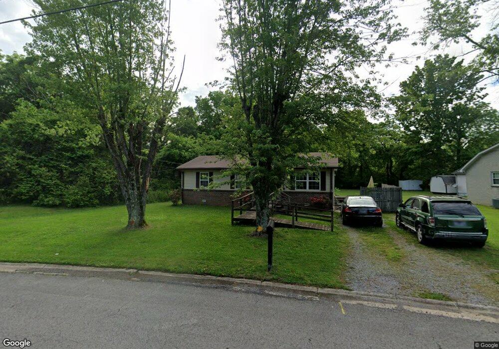 309 Shoma Dr, Shelbyville, TN 37160 - photo 1