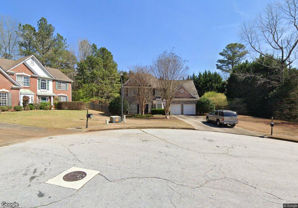 1030 Wake Robin Cir SW unit 2, Lilburn, GA 30047 - photo 1