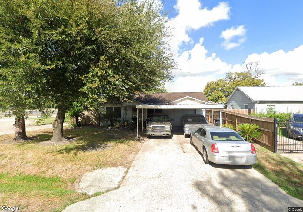 6203 Kirkwood St, Houston, TX 77022 - photo 1