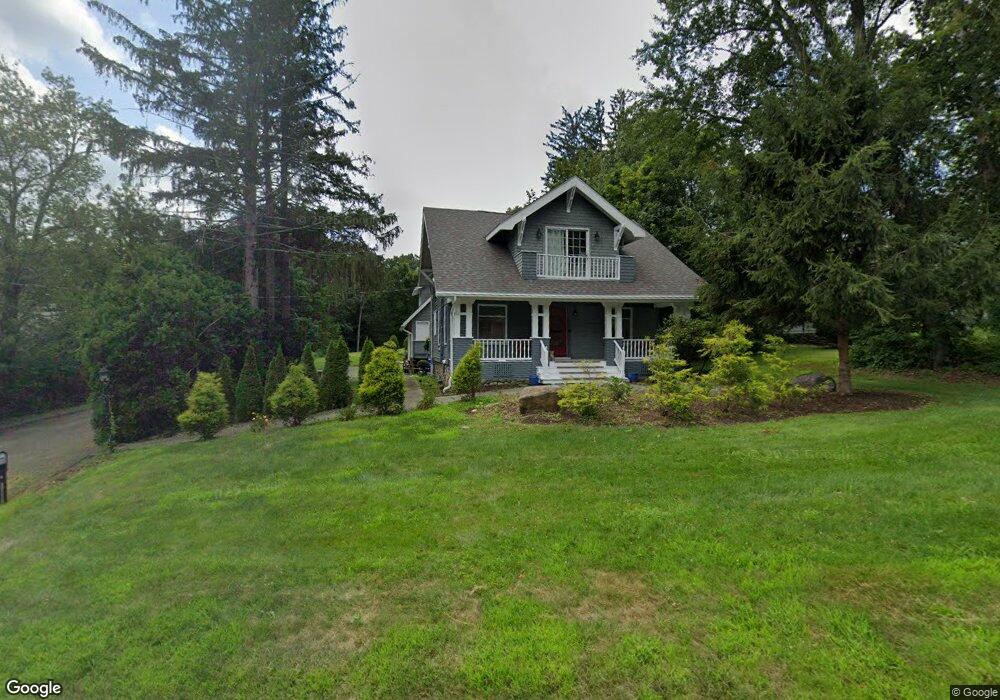 1171 Straits Turnpike, Middlebury, CT 06762 - photo 1