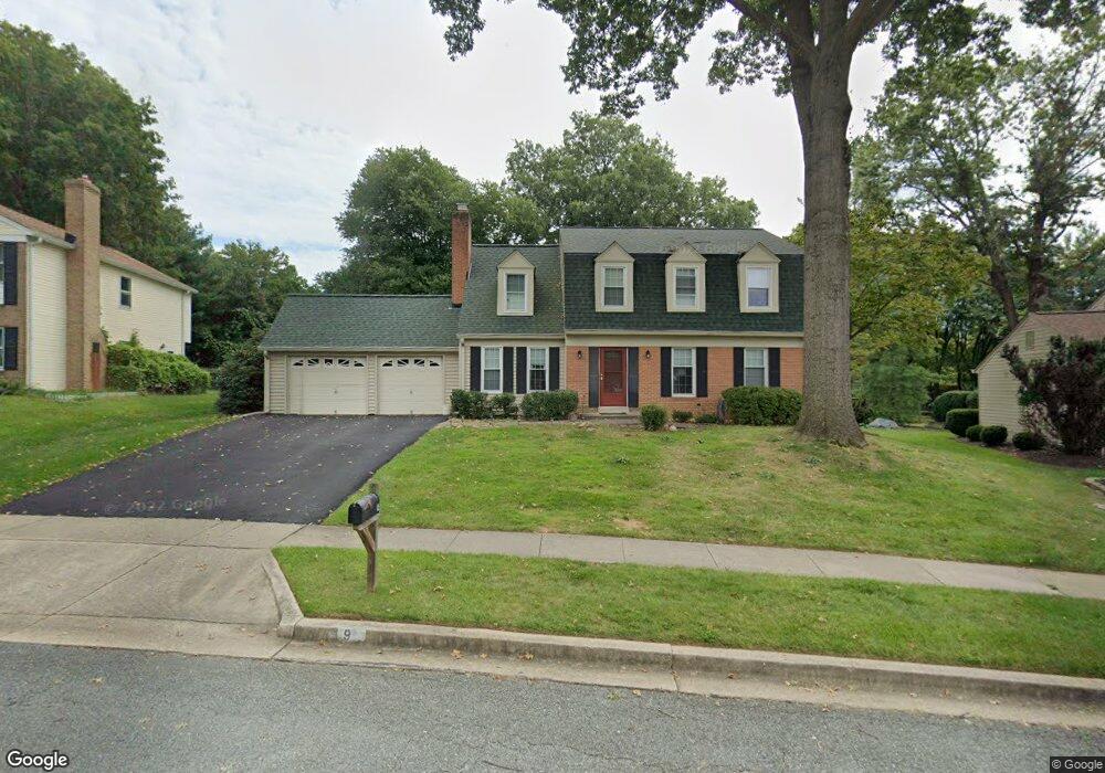 9 Redding Ridge Dr, Gaithersburg, MD 20878 - photo 1