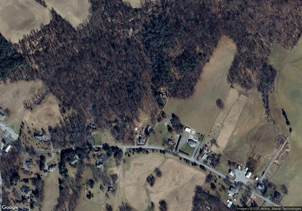 15265 Dover Rd, Reisterstown, MD 21136 - photo 1