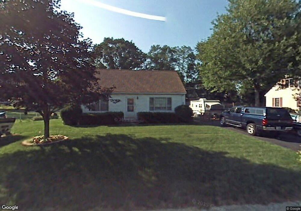 11 Sioux Ave, Nashua, NH 03063 - photo 1