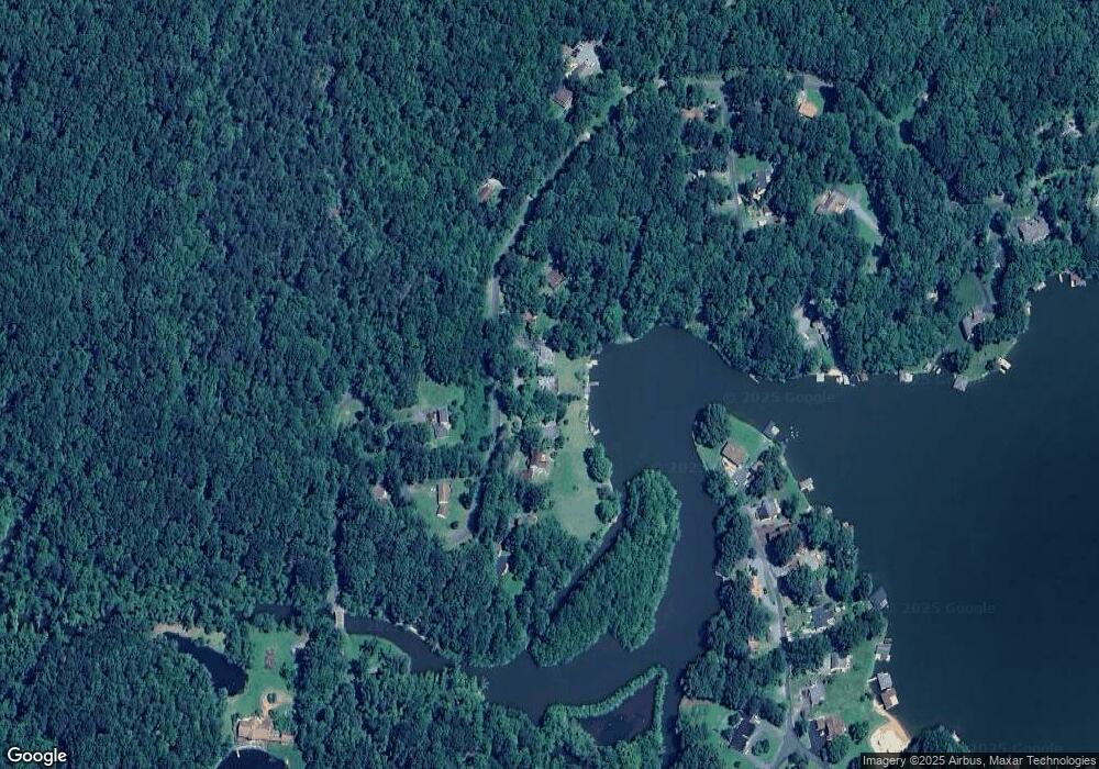 2227 N Lakeshore Dr, Louisa, VA 23093 - photo 1