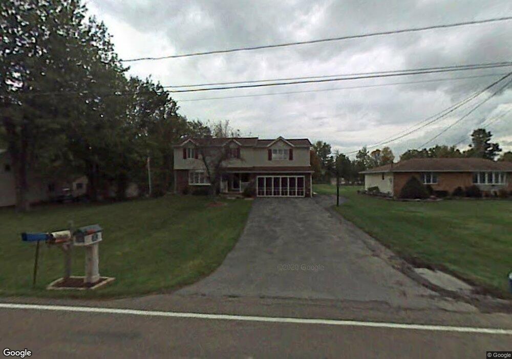 2752 Homeyer Rd, North Tonawanda, NY 14120 - photo 1