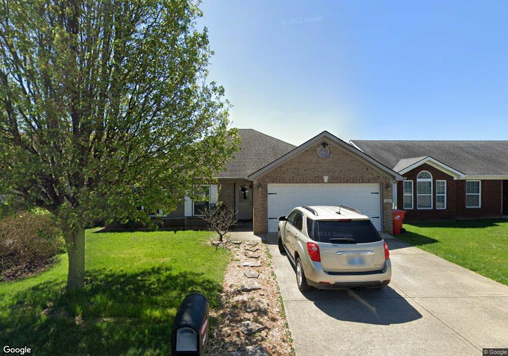 245 Palmer Dr, Frankfort, KY 40601 - photo 1