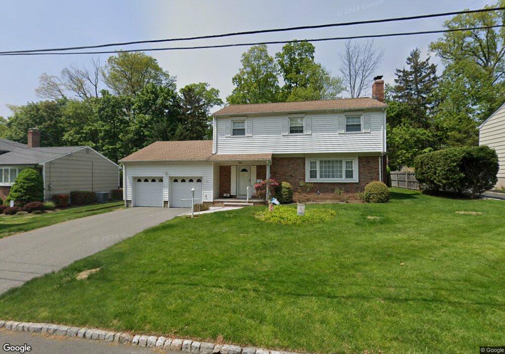 19 Cavell Place, West Caldwell, NJ 07006 - photo 1