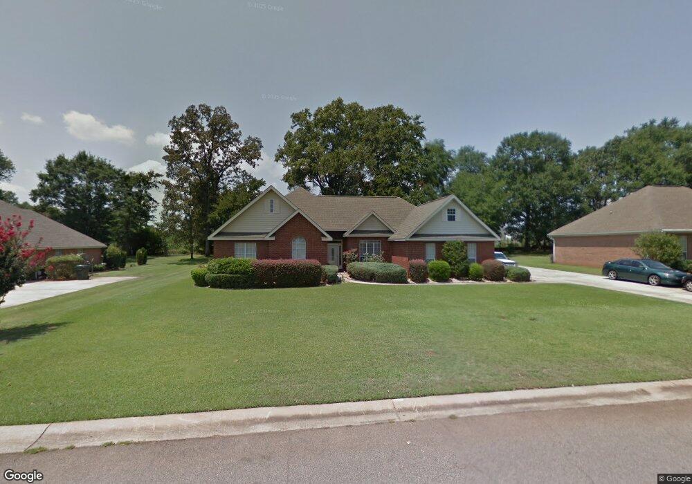 217 Twelve Oaks Dr, Warner Robins, GA 31088 - photo 1