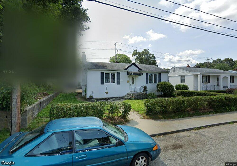 2 Whittlesey Rd, Johnston, RI 02919 - photo 1