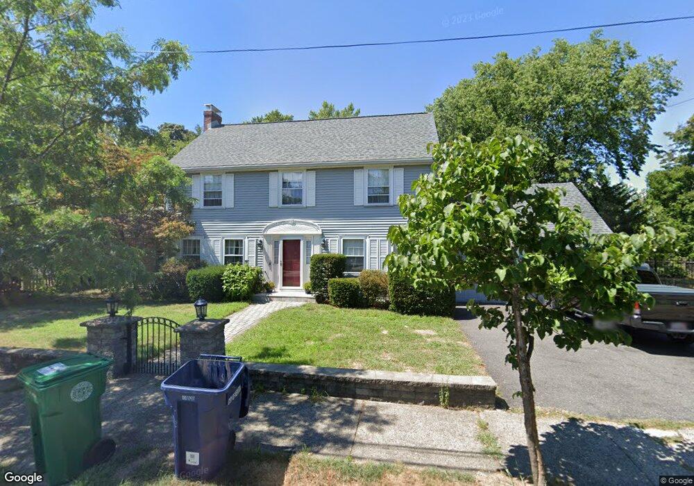 31 Bemis St, Newtonville, MA 02460 - photo 1