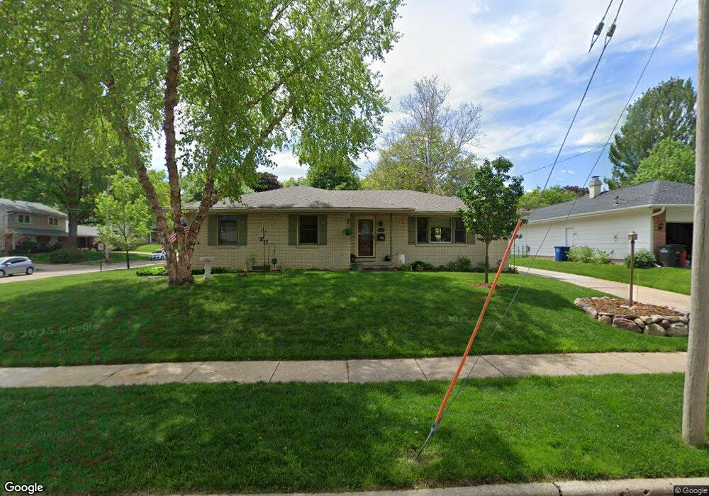 4800 Euclid Ave, Des Moines, IA 50310 - photo 1
