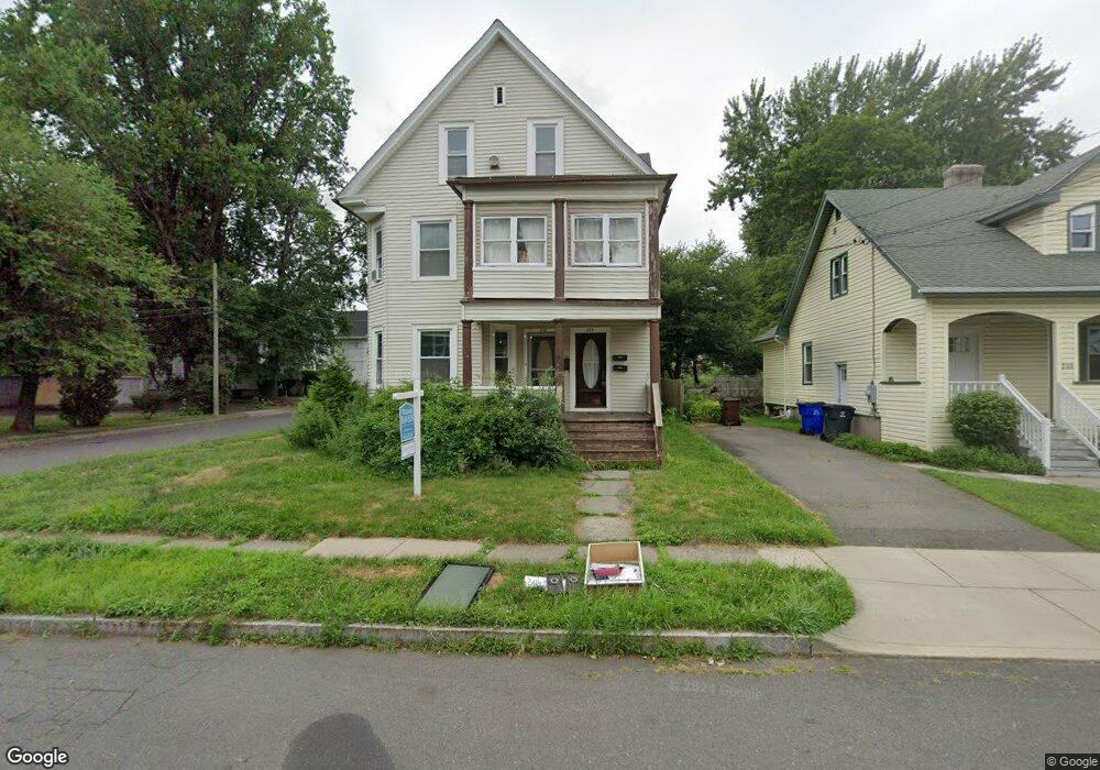 237 Whiting Ln unit B, West Hartford, CT 06119 - photo 1