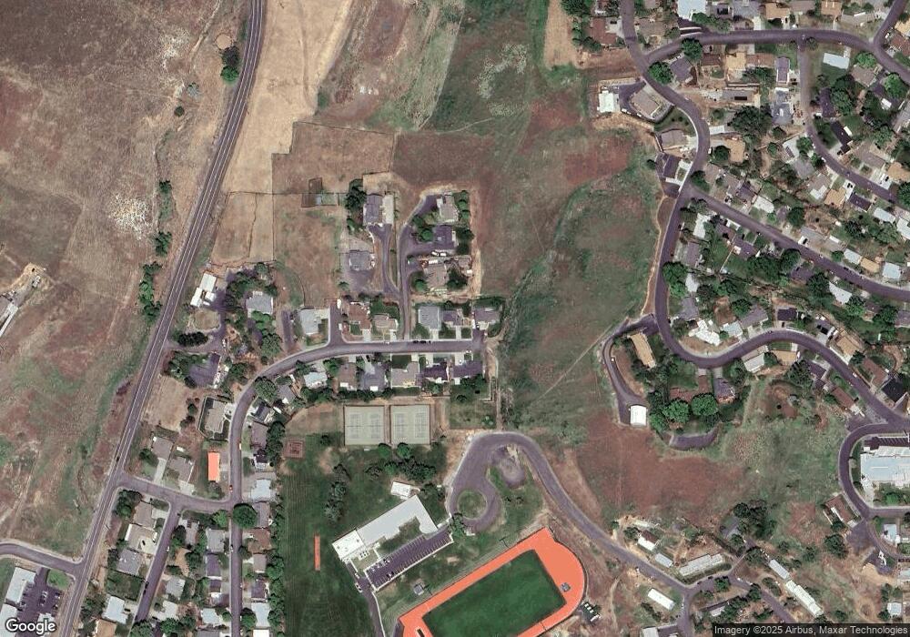 557 NW 21st St, Pendleton, OR 97801 - photo 1