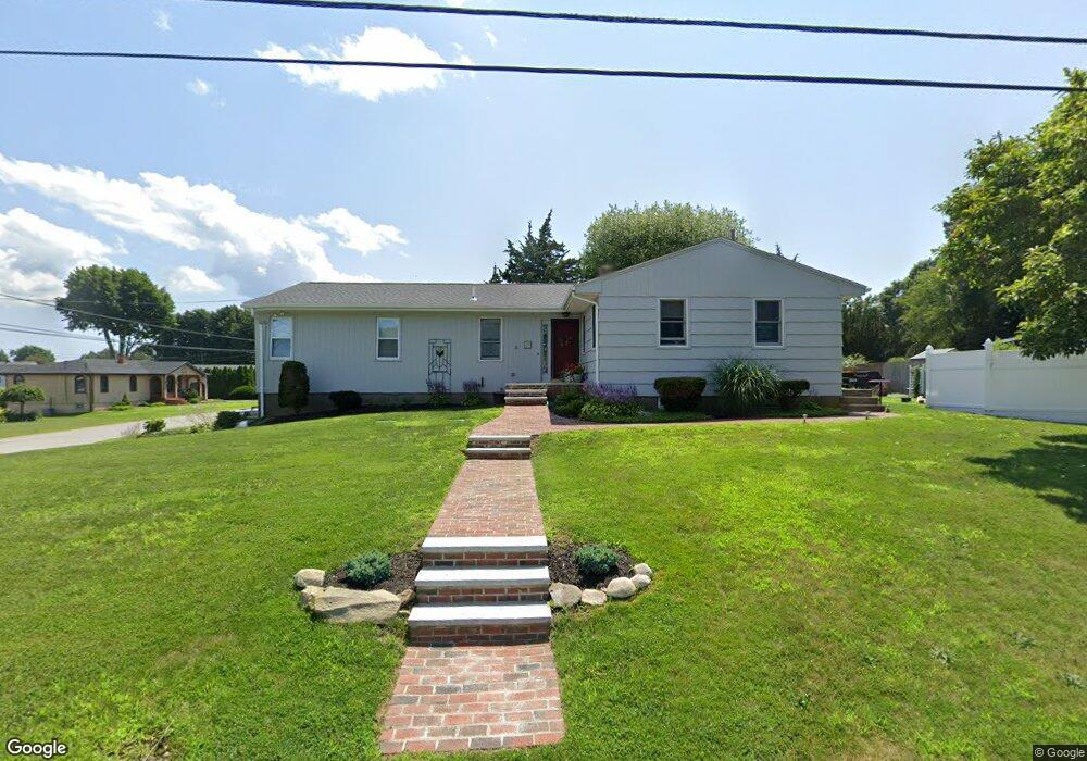 5 Pine Tree Rd, Tiverton, RI 02878 - photo 1