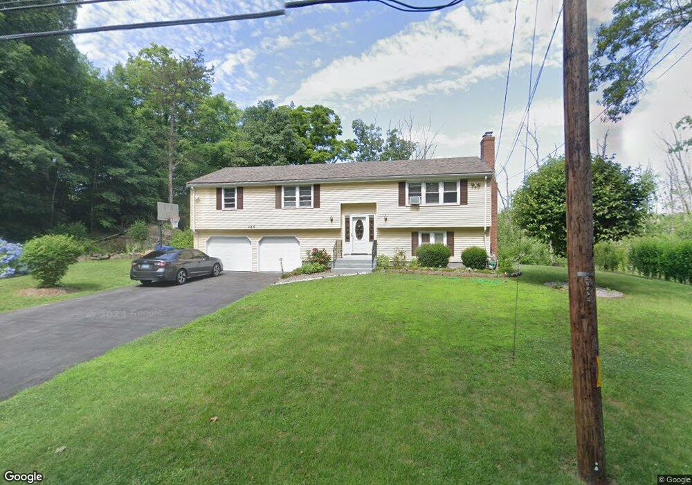 165 Duncaster Rd, Bloomfield, CT 06002 - photo 1