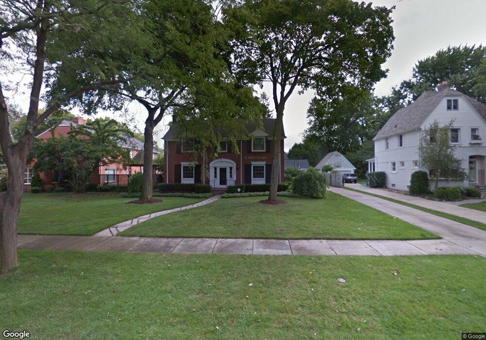 580 Pemberton Rd, Grosse Pointe Park, MI 48230 - photo 1