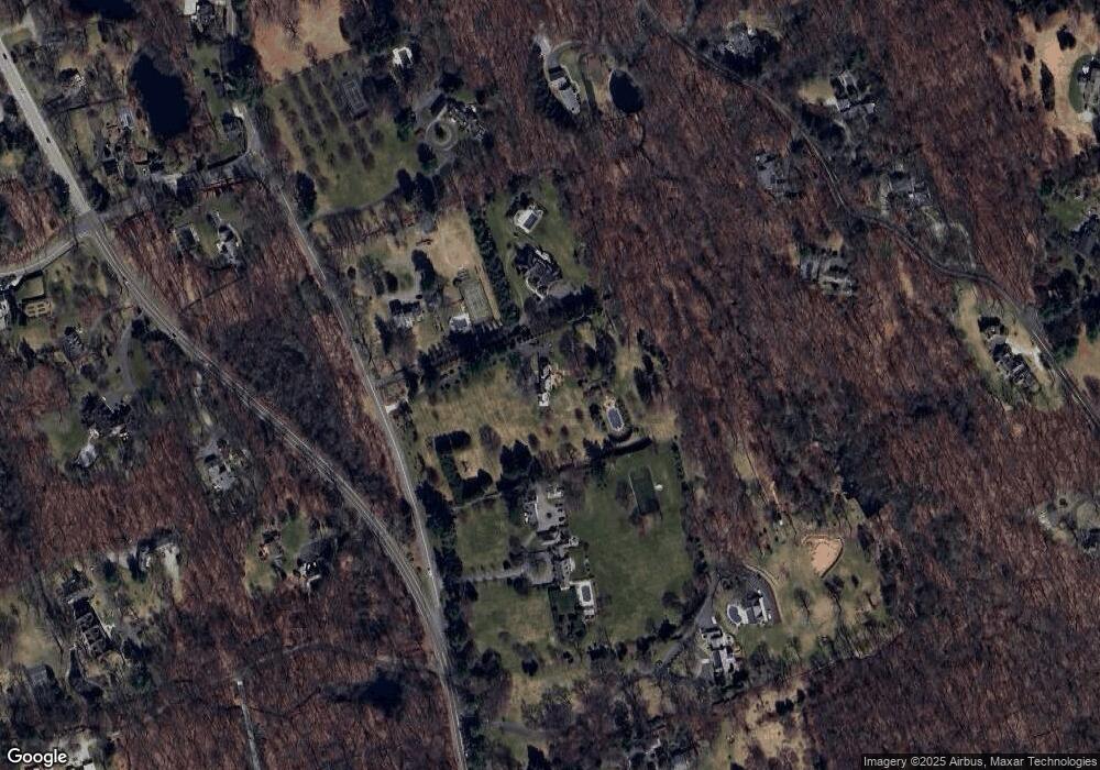 39 N Wilton Rd, New Canaan, CT 06840 - photo 1