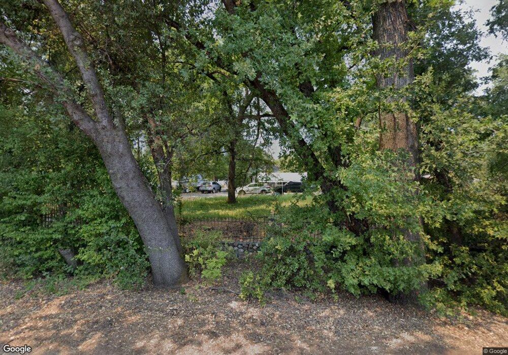 10128 Salmon Creek Rd, Redding, CA 96003 - photo 1