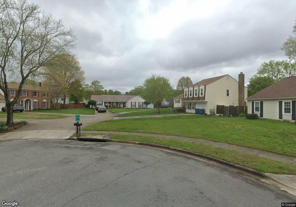 6921 Lodestone Ct, Alexandria, VA 22306 - photo 1