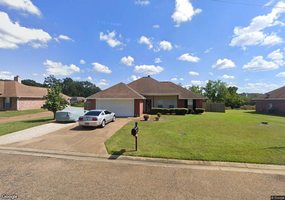 1010 Windmill Dr, Byram, MS 39272 - photo 1