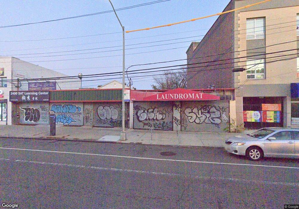 7533 Parsons Blvd, Flushing, NY 11366 - photo 1