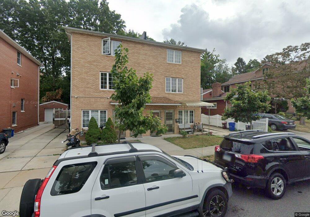 6731 185th St, Fresh Meadows, NY 11365 - photo 1