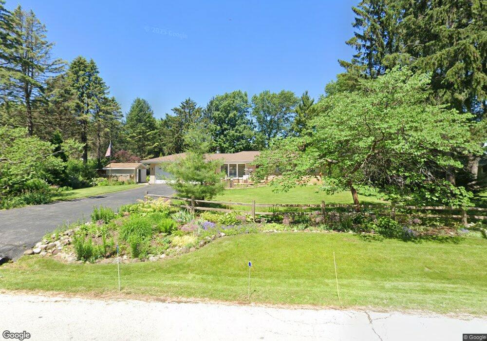 W226N309 Takoma Dr, Waukesha, WI 53186 - photo 1