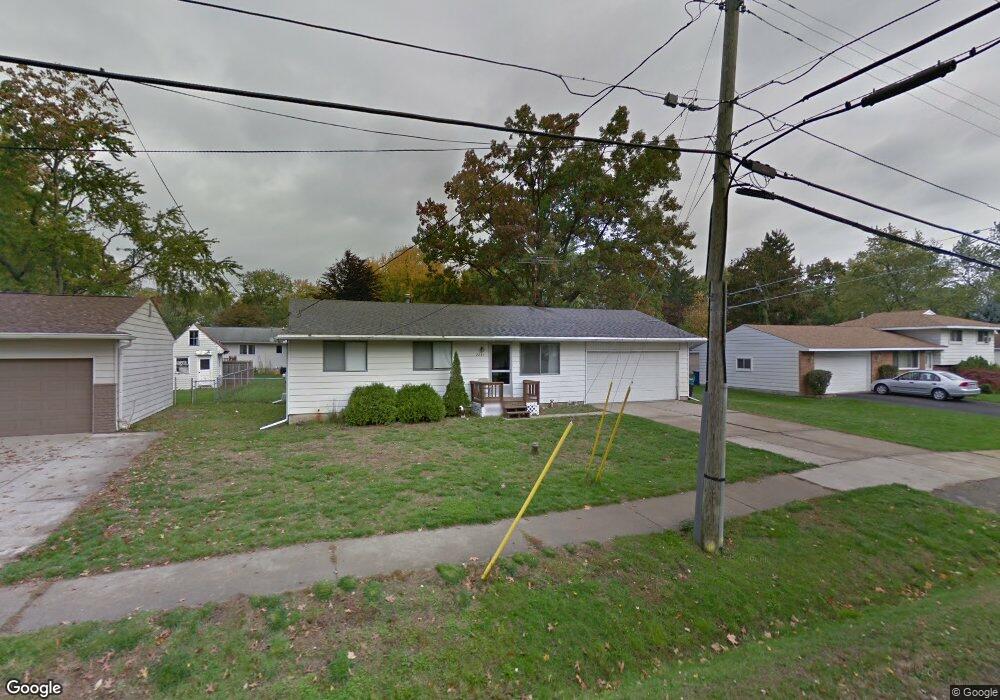 7280 Richardson Rd, West Bloomfield, MI 48323 - photo 1