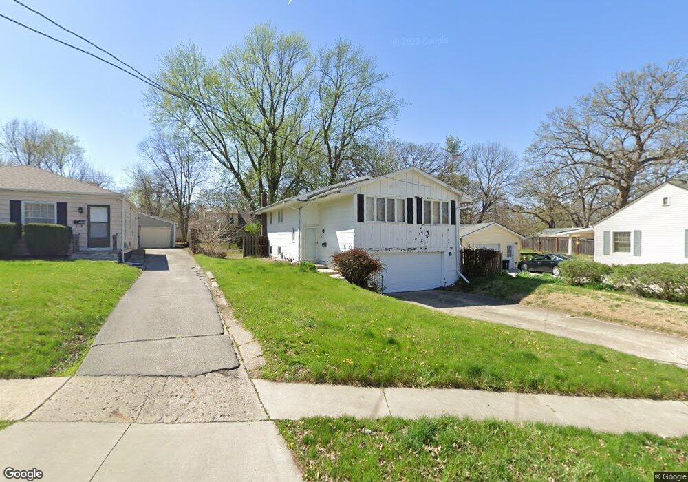 2606 38th St, Des Moines, IA 50310 - photo 1