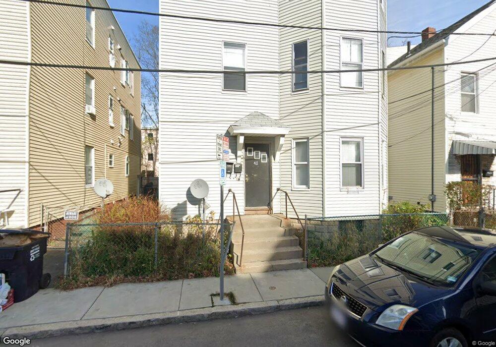 43 Hayes St, Cambridge, MA 02139 - photo 1