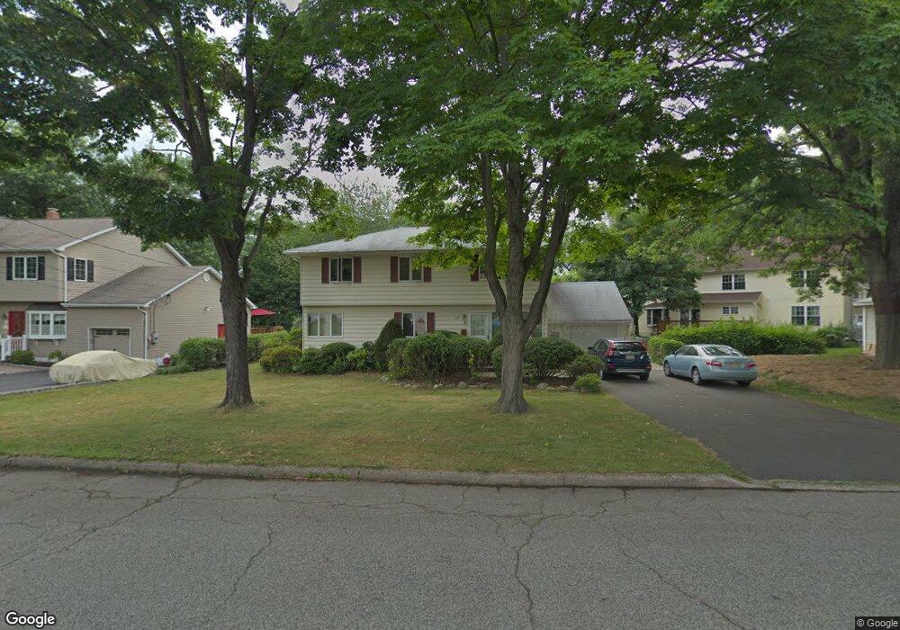 469 Oregon St, Paramus, NJ 07652 - photo 1