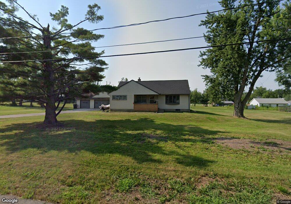 4323 Cedarcrest Ct NW, Cedar Rapids, IA 52405 - photo 1