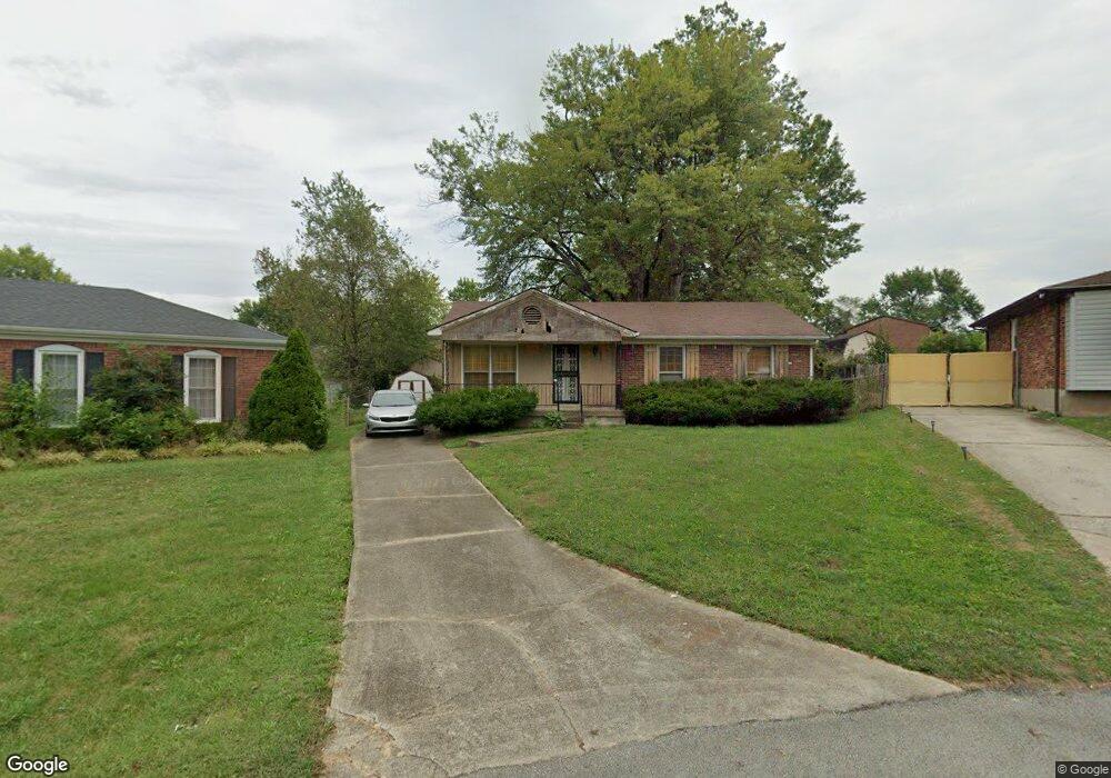 8001 Cloverport Ct, Louisville, KY 40228 - photo 1