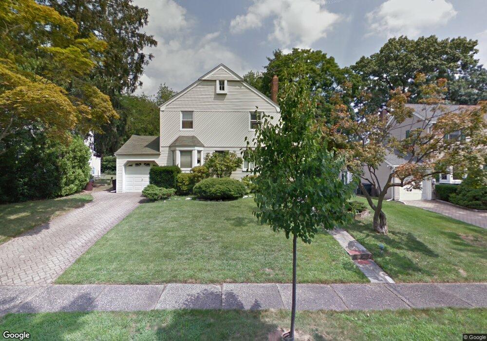 272 Manning Ave, River Edge, NJ 07661 - photo 1