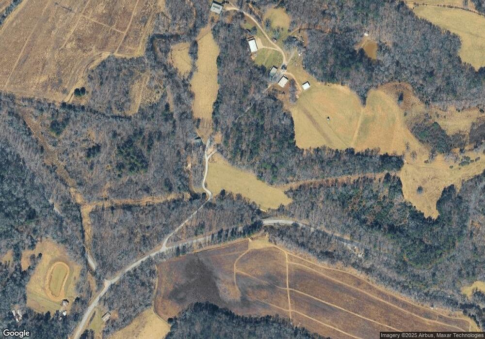 135 Junie Dr, Blue Ridge, GA 30513 - photo 1