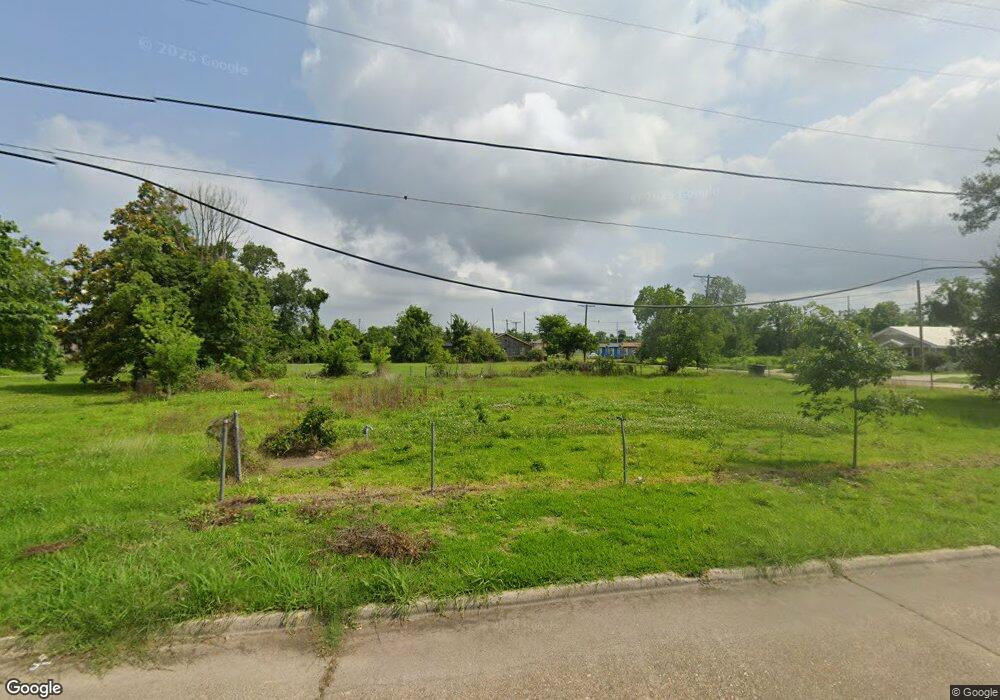 134 S Franklin St, Lake Charles, LA 70601 - photo 1