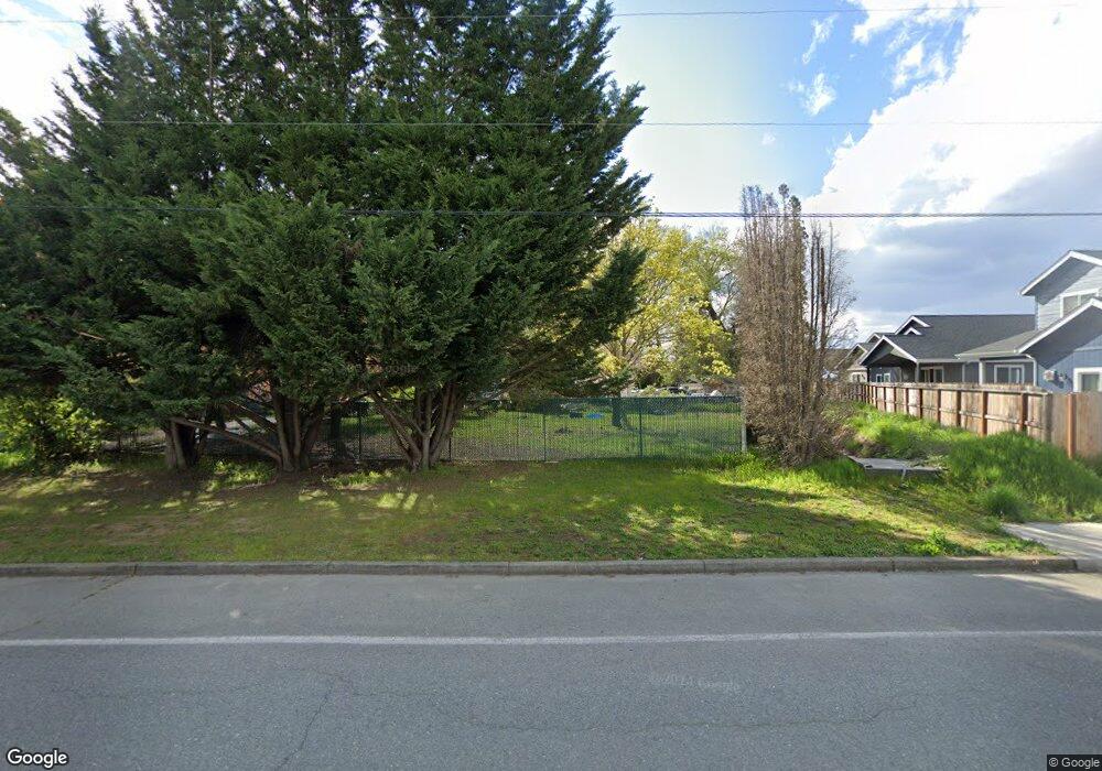 236 Shannon Ln, Grants Pass, OR 97526 - photo 1