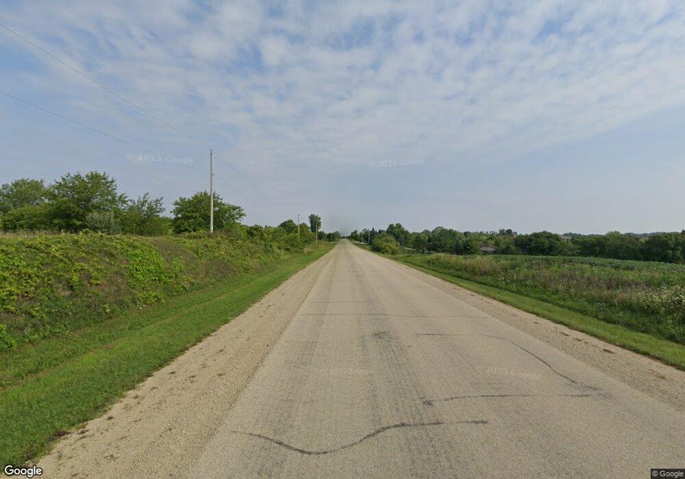 n 8631 County Rd E, Brooklyn, WI 53521 - photo 1