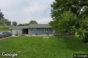 220 W Cedar St, Onaga, KS 66521