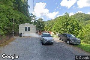 1276 Pilgrims Knob Rd, Raven, VA 24639