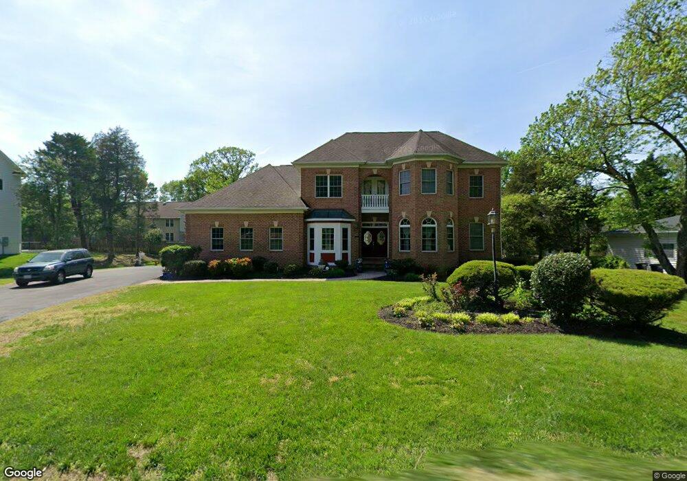 3904 Pineland St, Fairfax, VA 22031 - photo 1