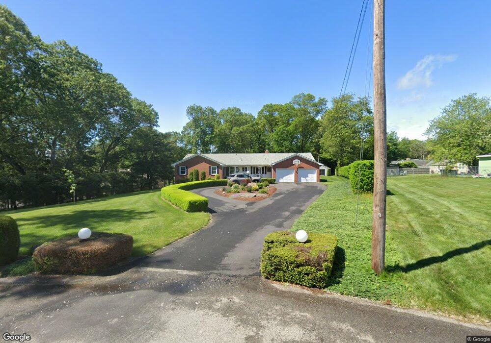 10 Laurel Ct, Smithfield, RI 02917 - photo 1