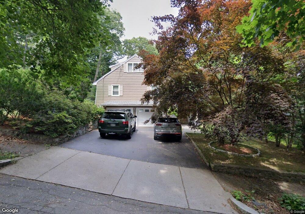 104 Plainfield St, Waban, MA 02468 - photo 1
