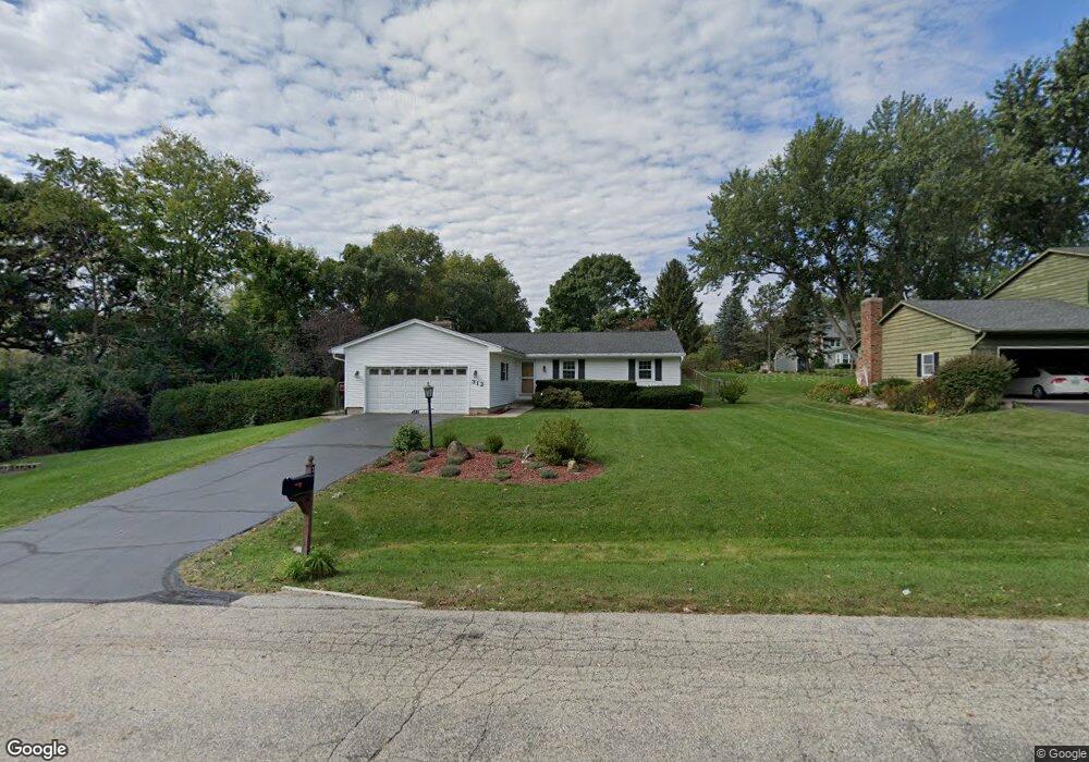 312 Rustic Ln, Algonquin, IL 60102 - photo 1