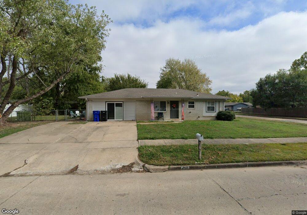 315 S Hickory Place, Broken Arrow, OK 74012 - photo 1